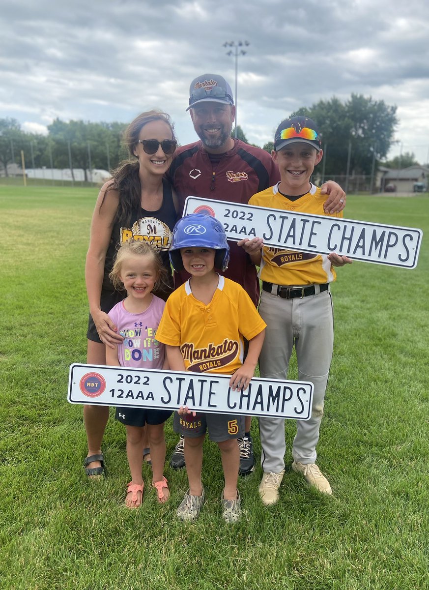 Csmith4Cory's tweet photo. I couldn’t be more proud. What an awesome weekend! State champs 12AAA! Lucky to coach such a great group! https://t.co/Rot8HDbIYs