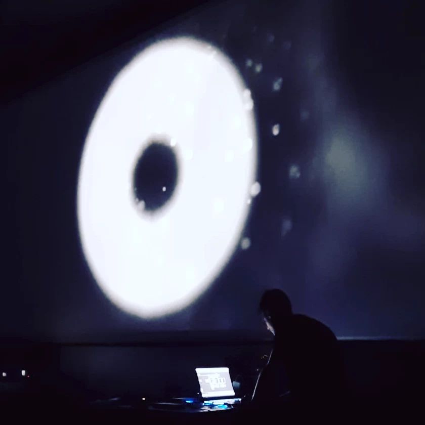 HRoperto's tweet photo. DARK MATTER (The Space in between).
Audiovisual performance  at liveperformersmeeting Rome 2022.

Audio: daniroperto 
Visuals: hernanroperto
roor.av 

Visuals and AV system created with touchdesigner
.
#audiovisual #vj #vjing #liveperformance #liveperformancemeeting #minimal #di https://t.co/l9X4ARbL3D