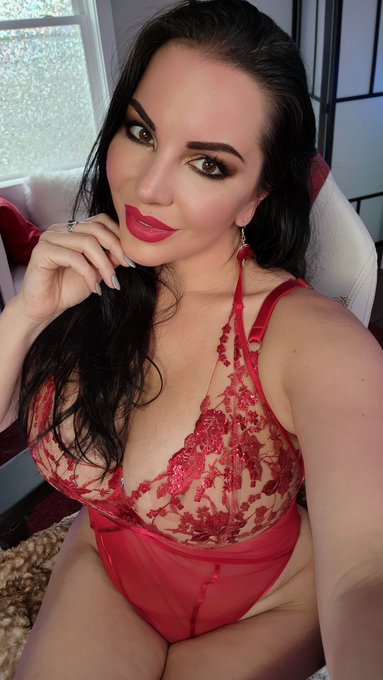 First Livestream on https://t.co/b5NTzFwFwz went flawlessly, not a glitch in sight, and y'all blew out