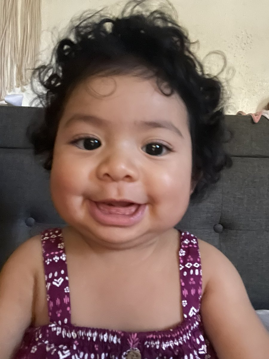 Izzyhelloo's tweet photo. Isabella Estela Martinez 💕✨ We make cute babies @juanioo8  😘😘😘 https://t.co/hGWmGIB8MM