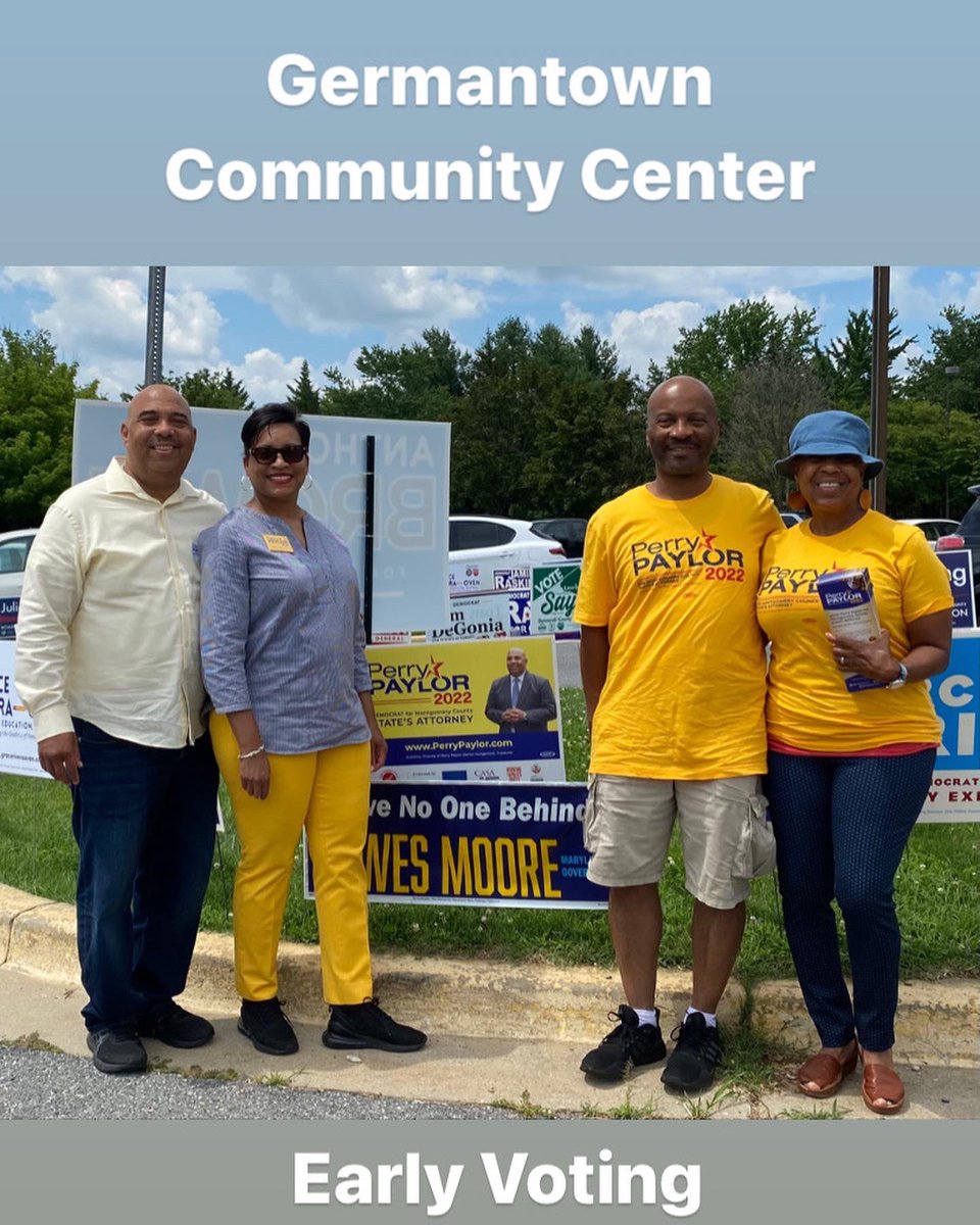 PerryPaylor's tweet photo. We’re making our rounds to say hello to voters and thank our amazing #TeamPaylor volunteers! #earlyvoting #day4earlyvoting https://t.co/p2dqzIj9Mm
