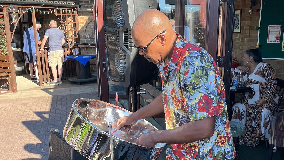 dewamusic's tweet photo. Great evening playing for Great Parndon Community Association ☀️🎶🍹
#SteelPan #Harlow #SummerSun #HOT #Sunshine #BBQ #Music #GreatParndon #Pannist #PanPlayer #PanMusic #Trinidad #Caribbean #Culture #SteelPanMusic #GreatParndonCommunityAssociation #SteelDrum #SteelBand https://t.co/L7PmBp95H9