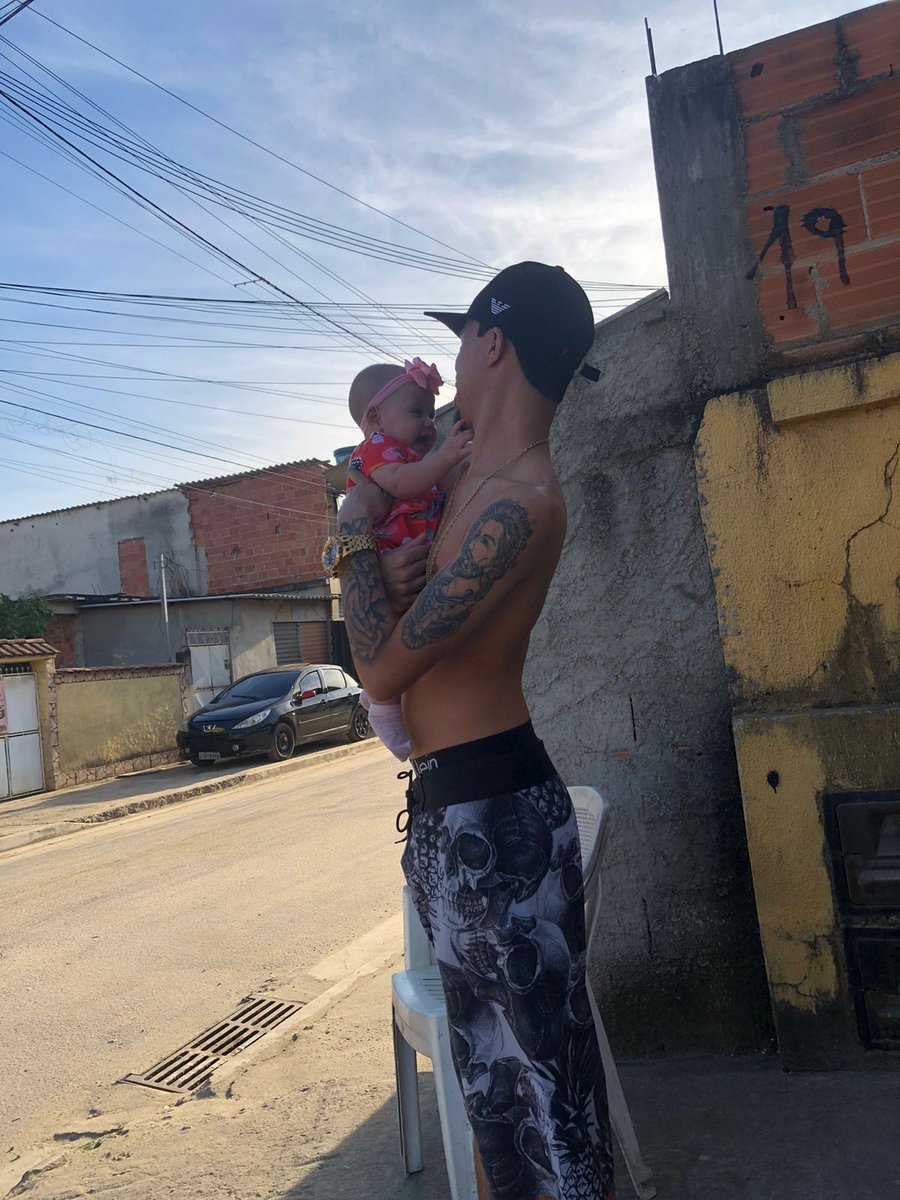 andreyrlk_'s tweet photo. Filhos e bençãos de Deus. Minha herança ❤️ #Filhota https://t.co/EeE09NK1Rp