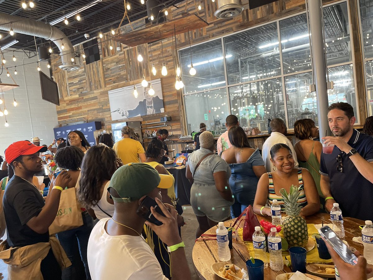 outaboutatl's tweet photo. Good eats this weekend at the @CreoleFoodFest. Really need that bread pudding recipe from Heritage Cakes &amp; Sweets. Best ever. https://t.co/WRXiGQZodH