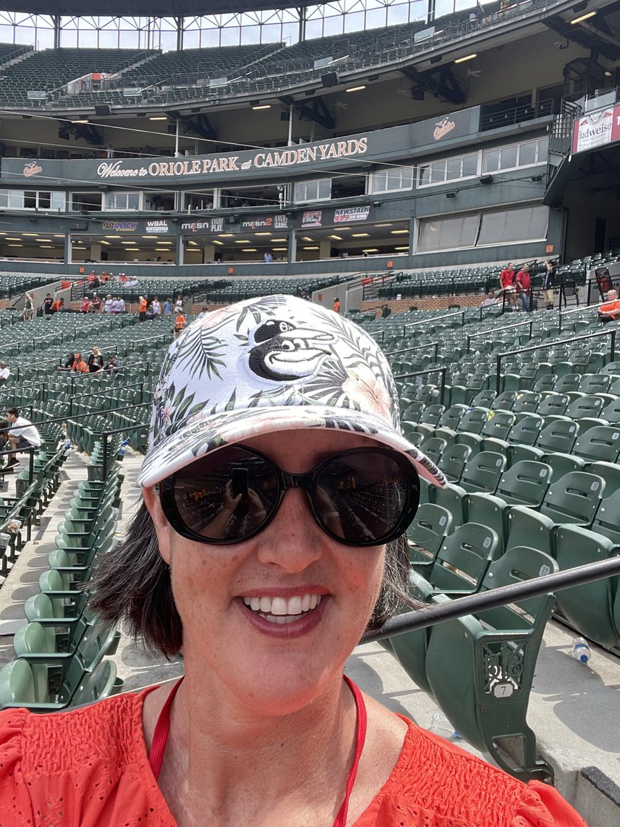 cbfrazer's tweet image. We don’t have to wear face masks outside at  #gc80 right?!?!!!