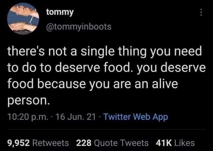 foodnotbombs901's tweet photo. Food is a right, not a privilege 🥕✊ https://t.co/46Pj7HA5b8