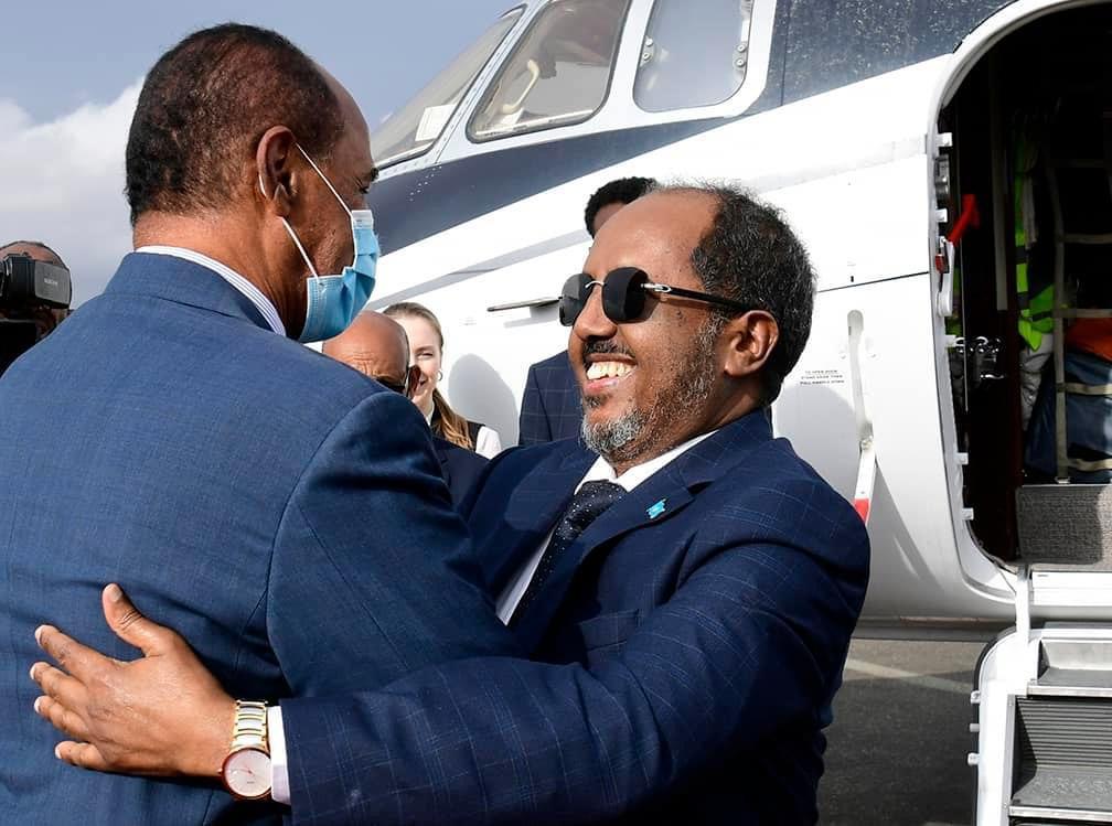 Hon_Oska's tweet photo. This is a good move by Pres @HassanSMohamud, beyond the young #Somali men in uniform trained by our brothely #Eritrea,its a timely call for to further tighten our historic relations n foster our already mutual cooperation in areas of security,economic,social development #Somalia https://t.co/C2hgr36wGC