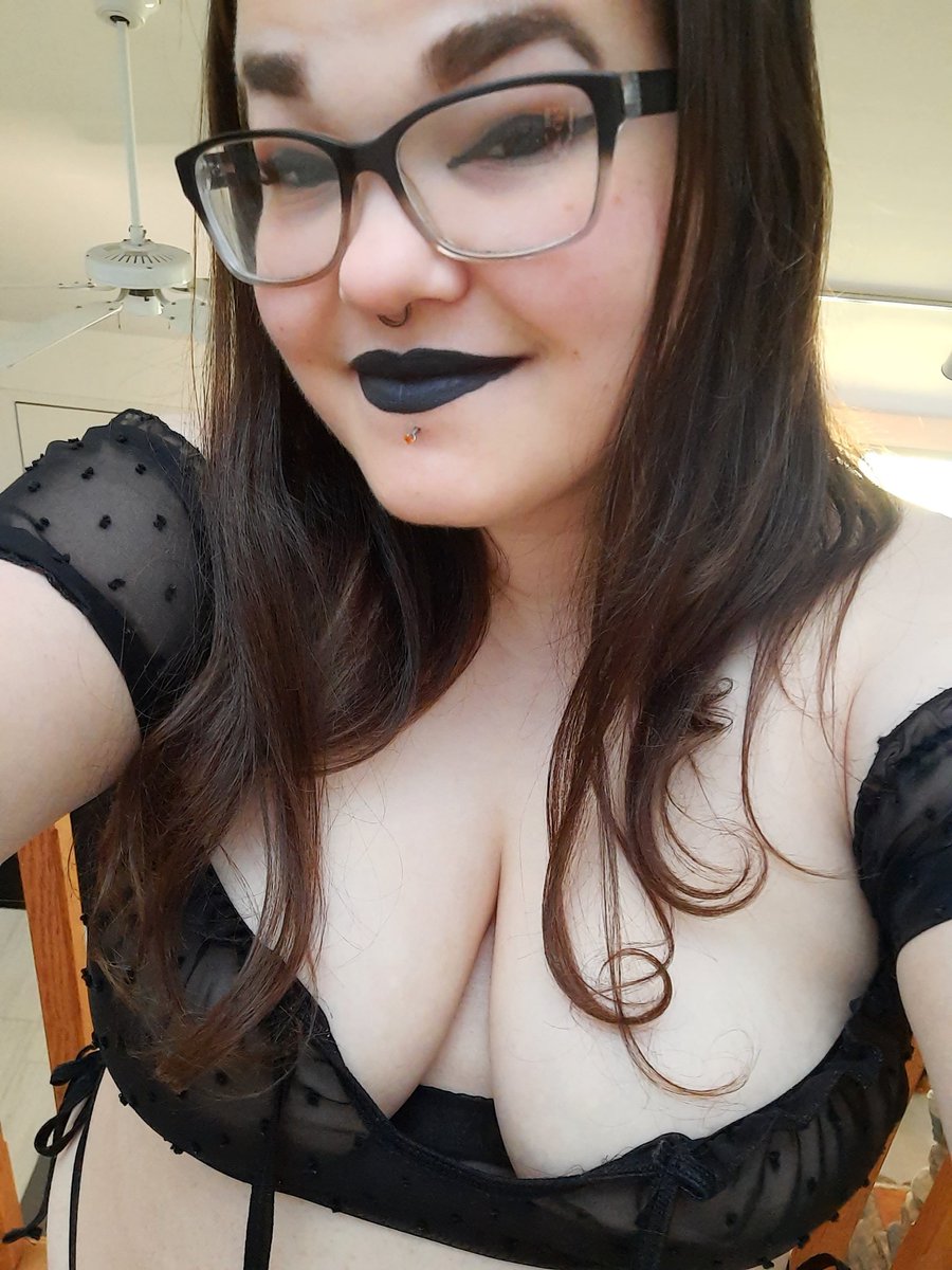 👑 Princess Nann 👑 I'M BACK BITCHES tweet media