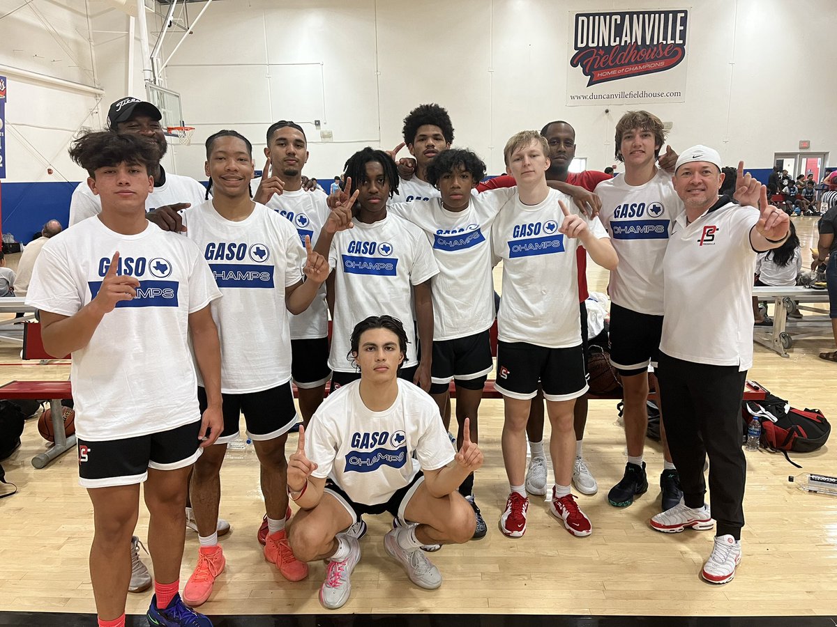 TexasHoopsGASO's tweet photo. #GASOLIVE22 Championship Thread 🧵

NBA Championship Division Bracket Champions 🏆

Congrats to @ProSkillsSATX Black ‼️

#GASO | Everyone’s Big Stage https://t.co/NZEERgg6Vr