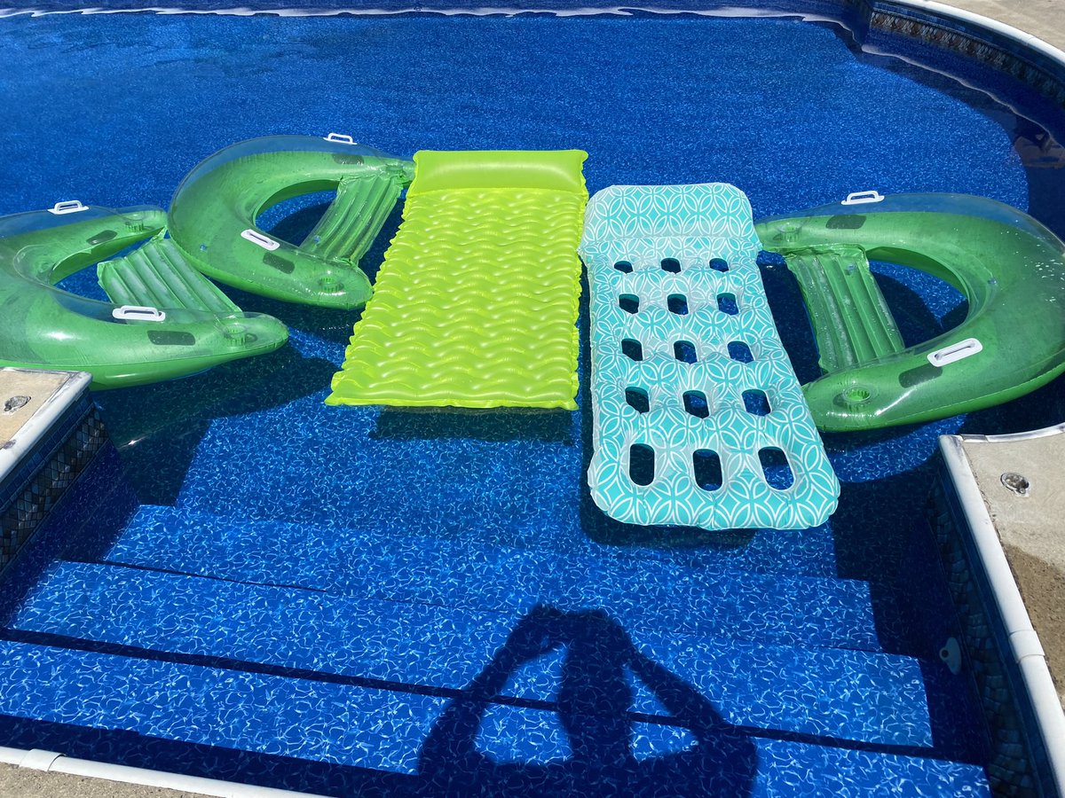 BPPrincipalVT's tweet photo. Decisions on a lazy Sunday afternoon. Which one do I choose? Lol. Have a great day, everyone! @cms_grizzlies @UnlockTheMiddle #EnjoyingTheWeekend @DisruptEdToday https://t.co/eYlgVZfnhW