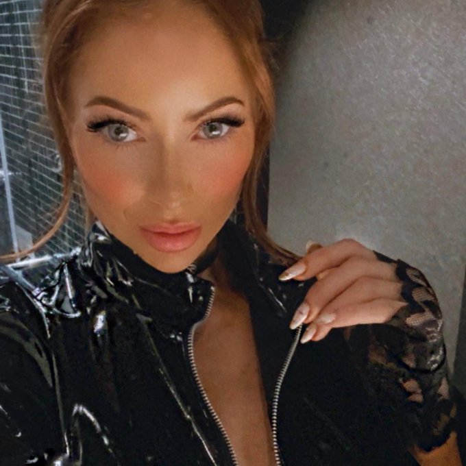 BERGHAIN - Berlin ⛓🇩🇪⛓  If you know, you know https://t.co/mLZH4JKQrf<a href="/tag/playboy"class="tags"><span>#playboy</span></a><a href="/tag/model"class="tags"><span>#model</span></a><a href="/tag/actress"class="tags"><span>#actress</span></a><a href="/tag/southafrica"class="tags"><span>#southafrica</span></a><a href="/tag/mydream"class="tags"><span>#mydream</span></a>