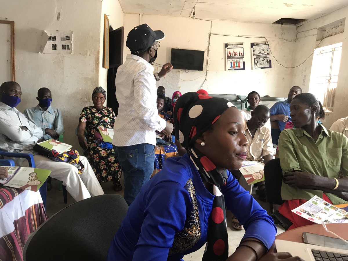 PaustaClessy's tweet photo. Over time, I have invested in learning some local dialects like Lusoga, Ateso, Acholi and Langi to make sure no farmer misses out on the #FoodSafety, #GrainQualityManagement and #StructuredGrainTrade. It is the most satisfying "adventure"
#FoodSafety
#MycotoxinsManagement https://t.co/U6eSt3HjOs