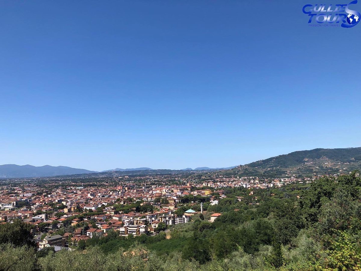 GulliesTours's tweet photo. The "most splendid views ever seen," as Grand Maestro Giuseppe Verdi declared when he came to "pass the waters" in Montecatini Terme: the blue of the sky and the orange of the sunsets.
#bigbenchcommunityproject #bigbenchpietrecavate #bigbench219 #panchinagigantepietrecavate https://t.co/VFBnp6lgJp