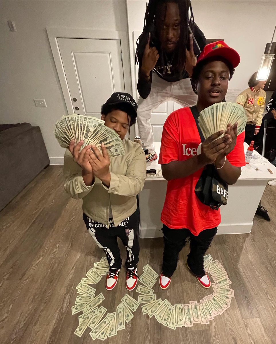 Lil E tweet media