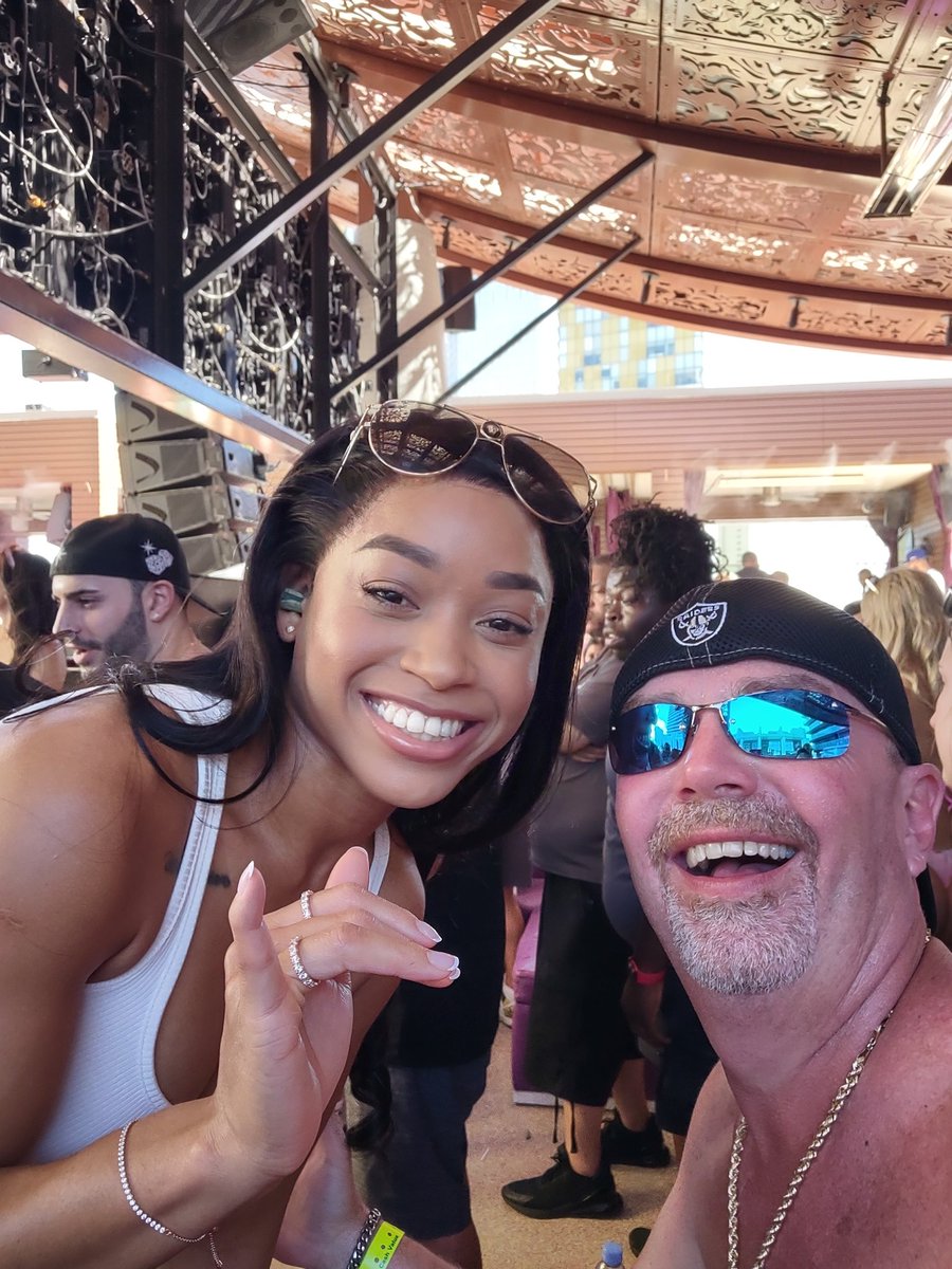 Michael Goniwicha tweet media