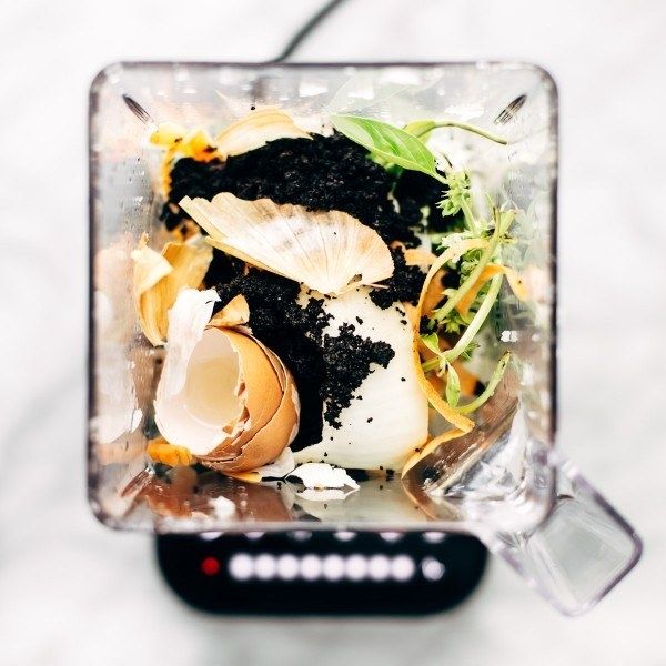 Learn a better way to compost and get nutrients to your plants faster.

#Vegan #Churchofplants #Plantbasedchurch #Composting #Blendercomposting

khemetic.com/posts/blender-…