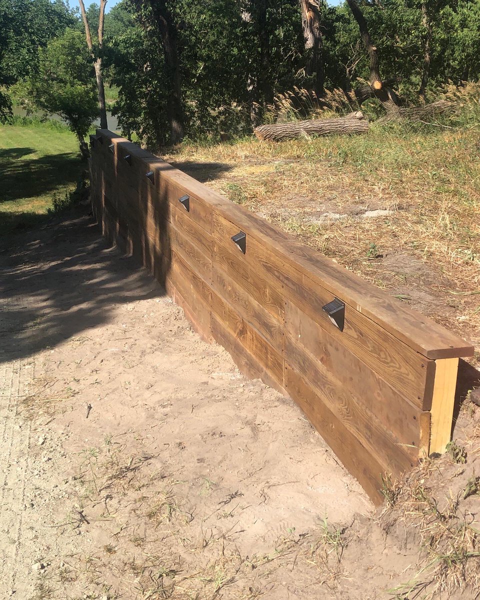 Mmclaughlin84's tweet photo. Retaining walls and 82 Chevys at the McLaughlin Ranch.
#BoydCounty https://t.co/QiLl4GIHSn