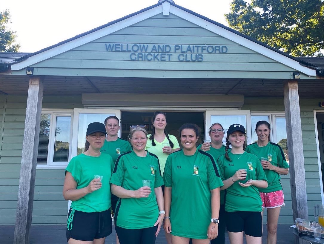 Thanks to <a href="/FairOak_CC/">Fair Oak CC 🏆</a> ladies W10 for joining us in Wellow a fun friendly match this evening 😊
