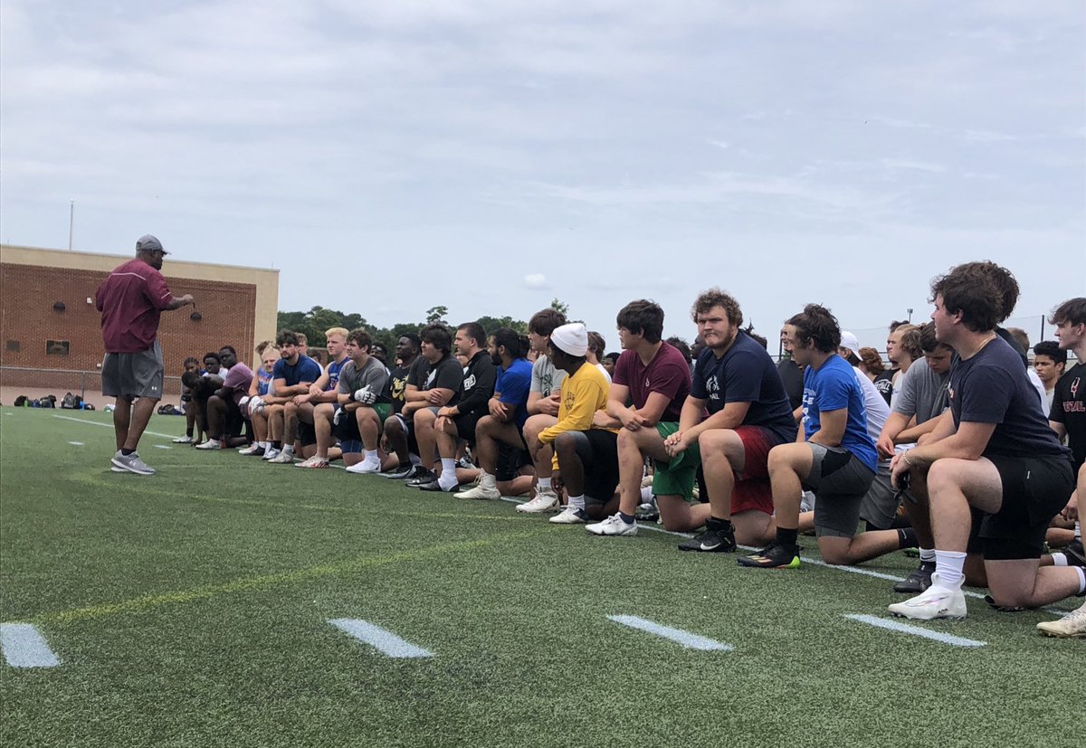 SeaGullFootball's tweet photo. Had a great prospect camp today! Great to see this many future Sea Gulls on campus today!
#GoGulls #GoldPride https://t.co/V8Xf6ldHL1