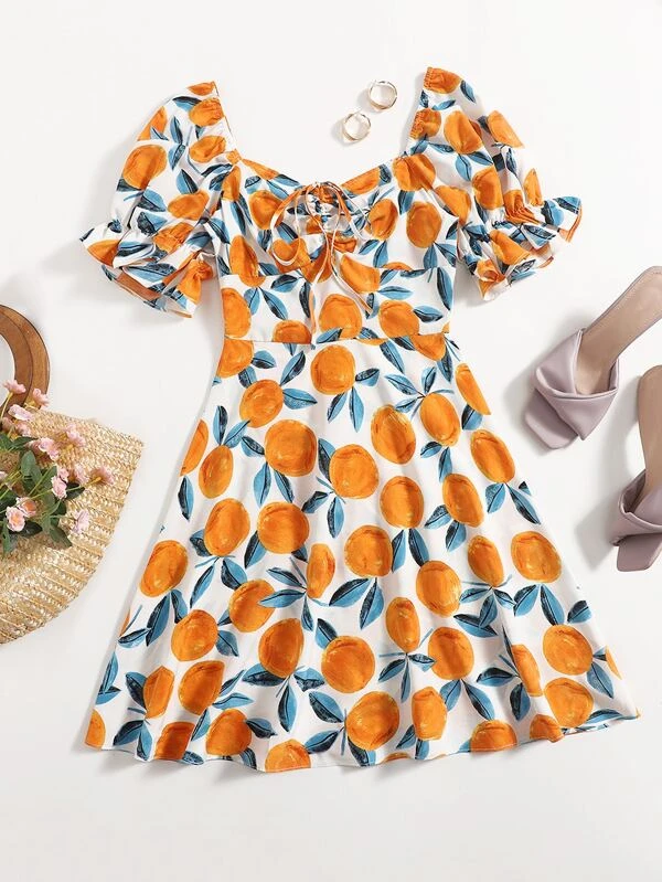 whimsycrystals's tweet photo. hi besties look @ what i made (based off of the dress on the right!) 🍊💙 https://t.co/XAEKgMubGU
