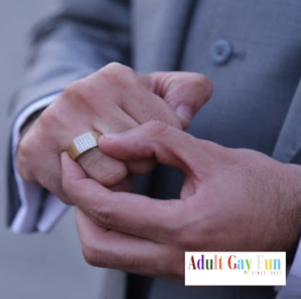 AdultGayFun's tweet photo. Style Tips for Men to Wear Rings for a Classy Look (ARTICLE LINK) https://t.co/k978klIcaC
#gay #LGBT #LGBTQ #LGBTQIA #gayadvice #gaymen #gaychicago #gayla #gayhookup #gaymilitary #gayuk https://t.co/iDesKDlMUd