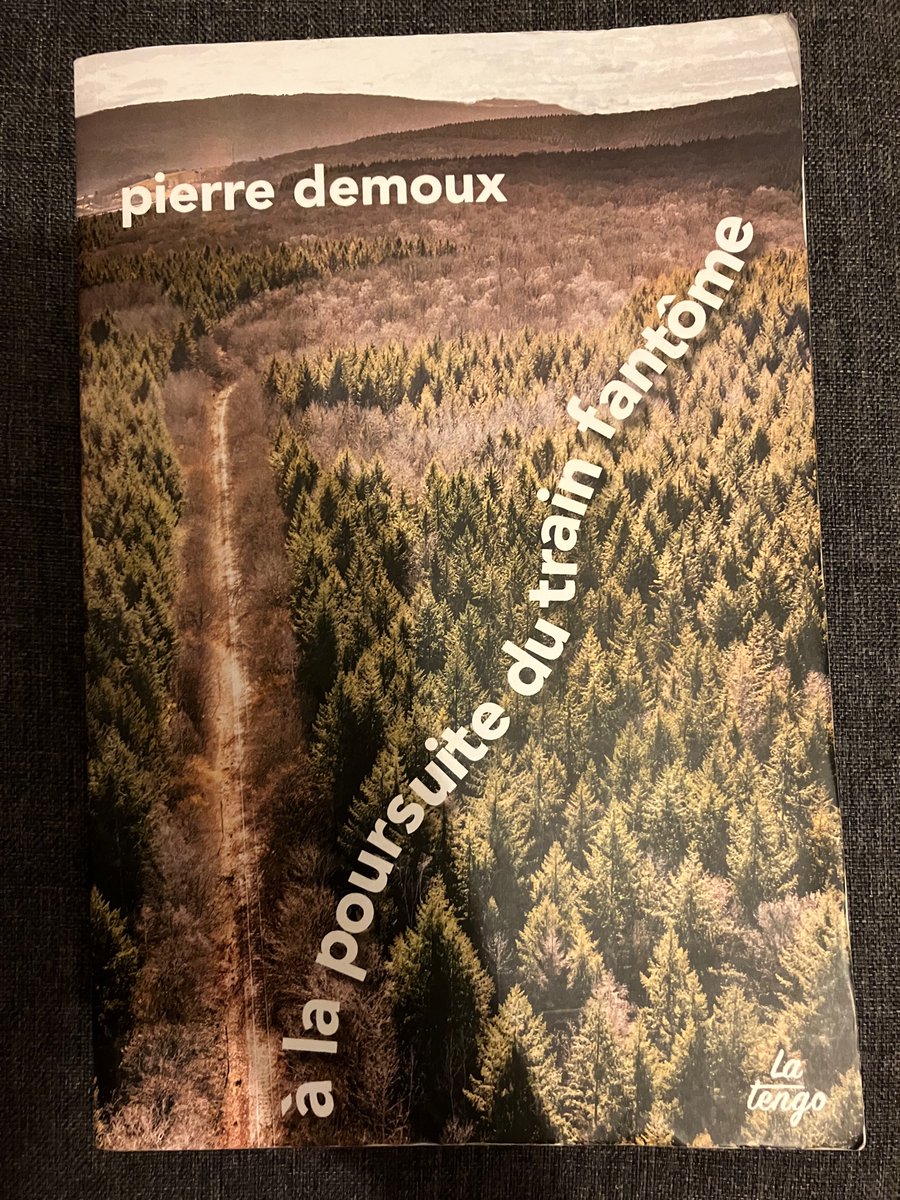 Je ne pensais pas un jour me passionner pour le Morvan. <a href="/pdemoux/">pierre demoux</a> a réussi son coup avec ce livre qui raconte tellement de choses sur la France d’aujourd’hui via une randonnée de 85km, et en plus est tres drôle. Si vous cherchez quoi lire sur la plage, n’hésitez plus…