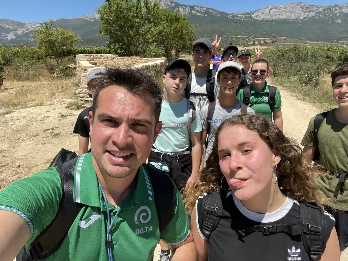 kanpezu's tweet photo. Atzo martxan jarri zen Delta, kanpezuko txanda ibiltaria! Egun hauetan zehar Billar eta Kanpezu artean dauden hainbat herri ezagutuko ditugu! #kanpezu2022 #delta2022 @lasalleberrozpe https://t.co/Mx9taydExX
