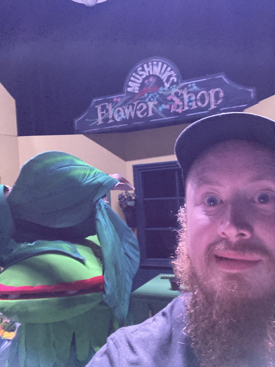 LiCrave's tweet photo. Spent the week playing stage manager for Little Shop’, songs are still stuck in my head so listened to the soundtrack on today’s trail @runningpunks #vrc. Glad no one was around to hear me singing along! https://t.co/L8IVnMaDsI