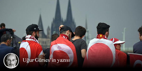 Bayram yazım:
Gurbetçinin refah sendromu
Refah ülkelerinin yurttaşları, ülkesinde kazandığı 1 dolarlık gelirle 1 adet satın alabildiği ürünü, sizin ülkenizde yaklaşık 3 adet alabiliyor. ‘Ucuz ülkenin’ siyasetçileri ise bunu övünçle sunuyor
t24.com.tr/yazarlar/ugur-…