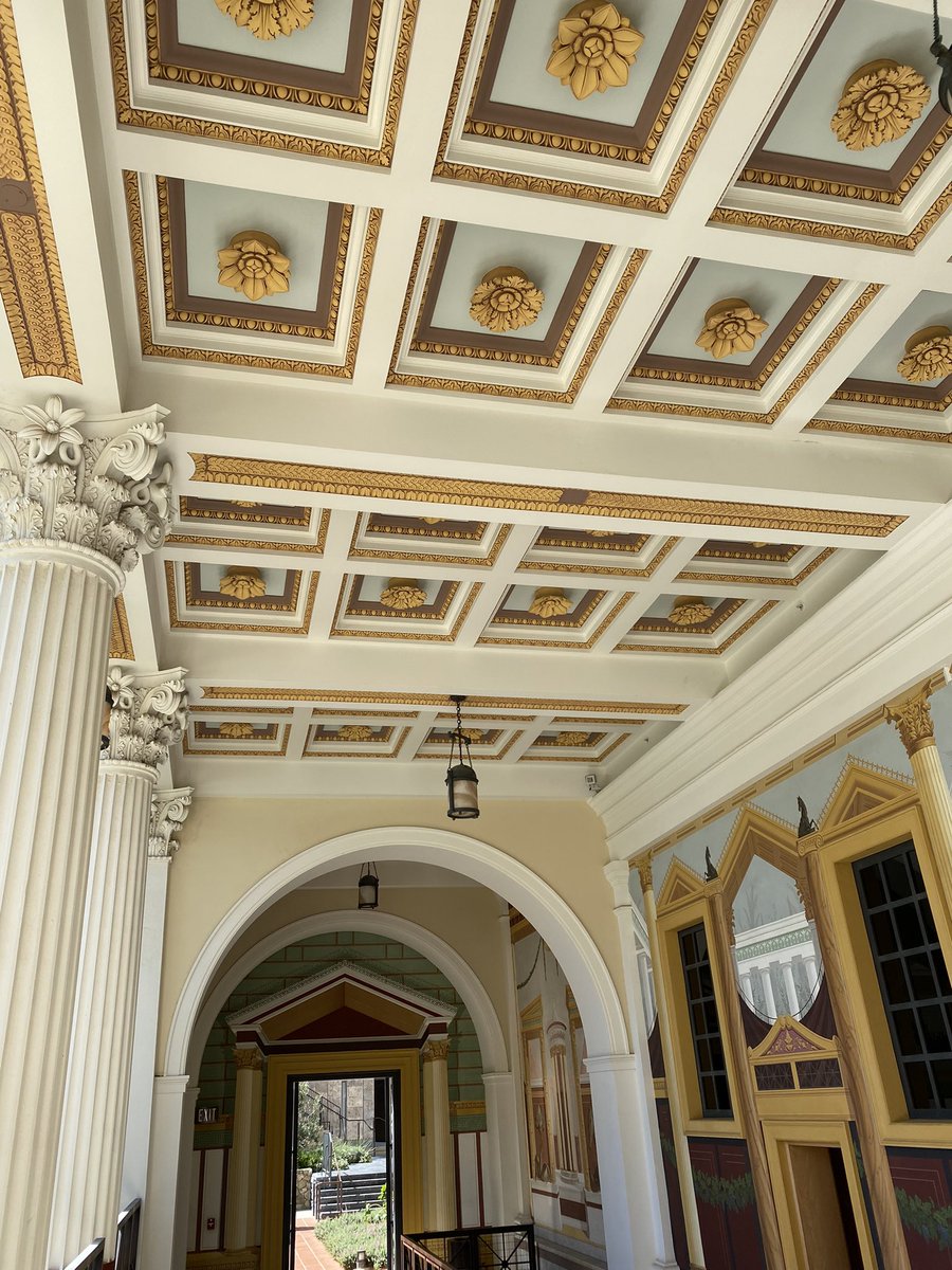 styleprose_'s tweet photo. Getty Villa views https://t.co/PI29Qc2Nj7