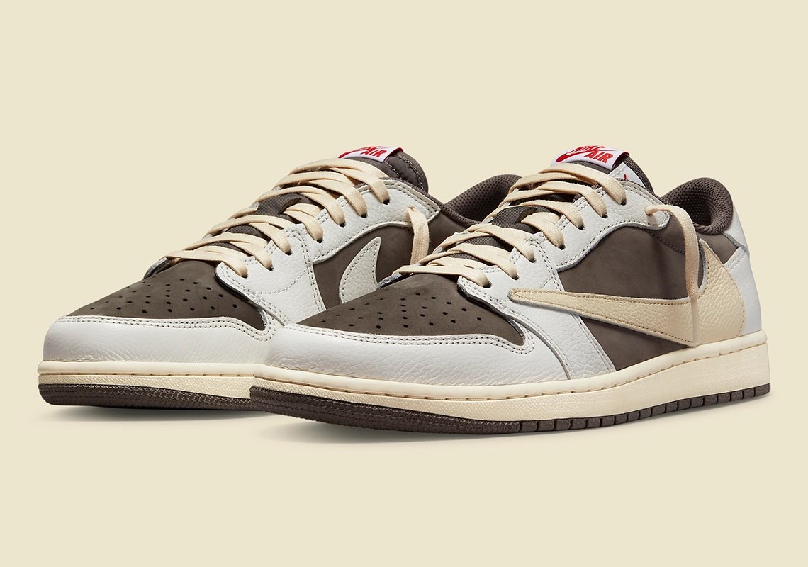 SneakerHeadDrop's tweet photo. Travis Scott’s Air Jordan 1 low “reverse mochas” set to be released this July 21st https://t.co/FdXdnoA5Lr