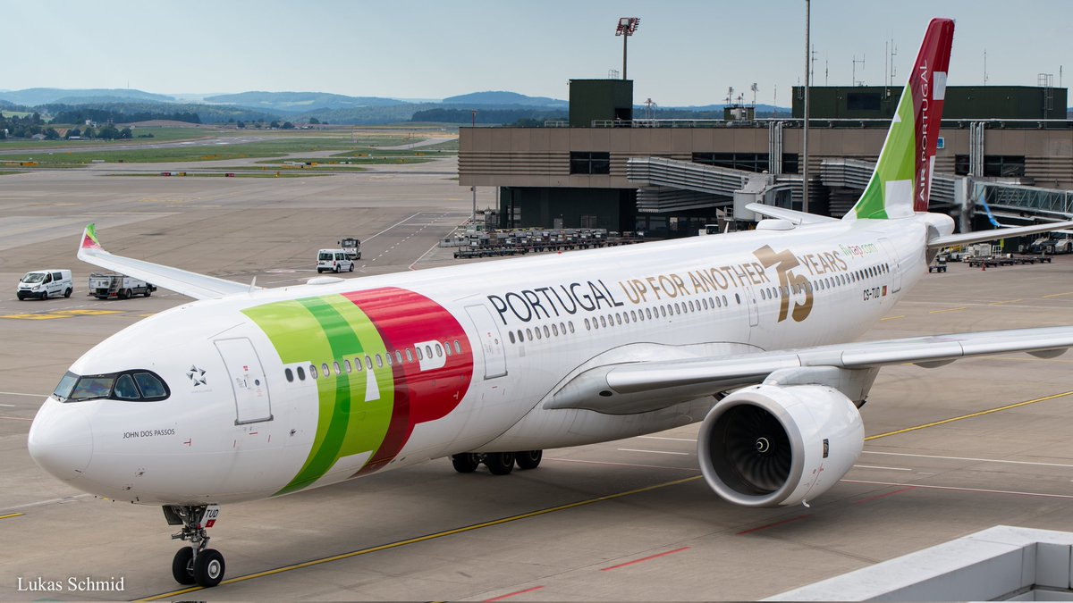 aviation_schmid's tweet photo. TAP Air Portugal / Airbus A330-900 / CS-TUD / ZRH - 10.7.22
@Easyspotting @tapairportugal
#AvGeek #planespotting #planes #planespotter #aviation #aviationphotography #spotting #ZRH #ZRHAirport #ZRHmovements #tapairportugal #airbus @a339 #a330neo #cstud https://t.co/IGdCxRxvhr
