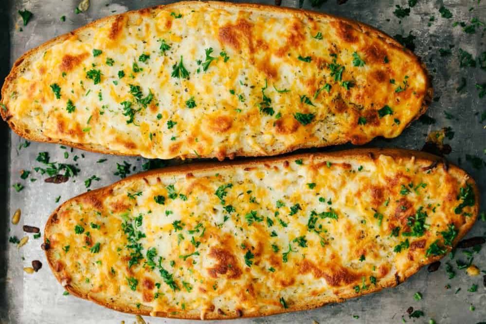 whosvirgomoodb's tweet photo. Garlic bread >>>> https://t.co/itLvtSxEyz
