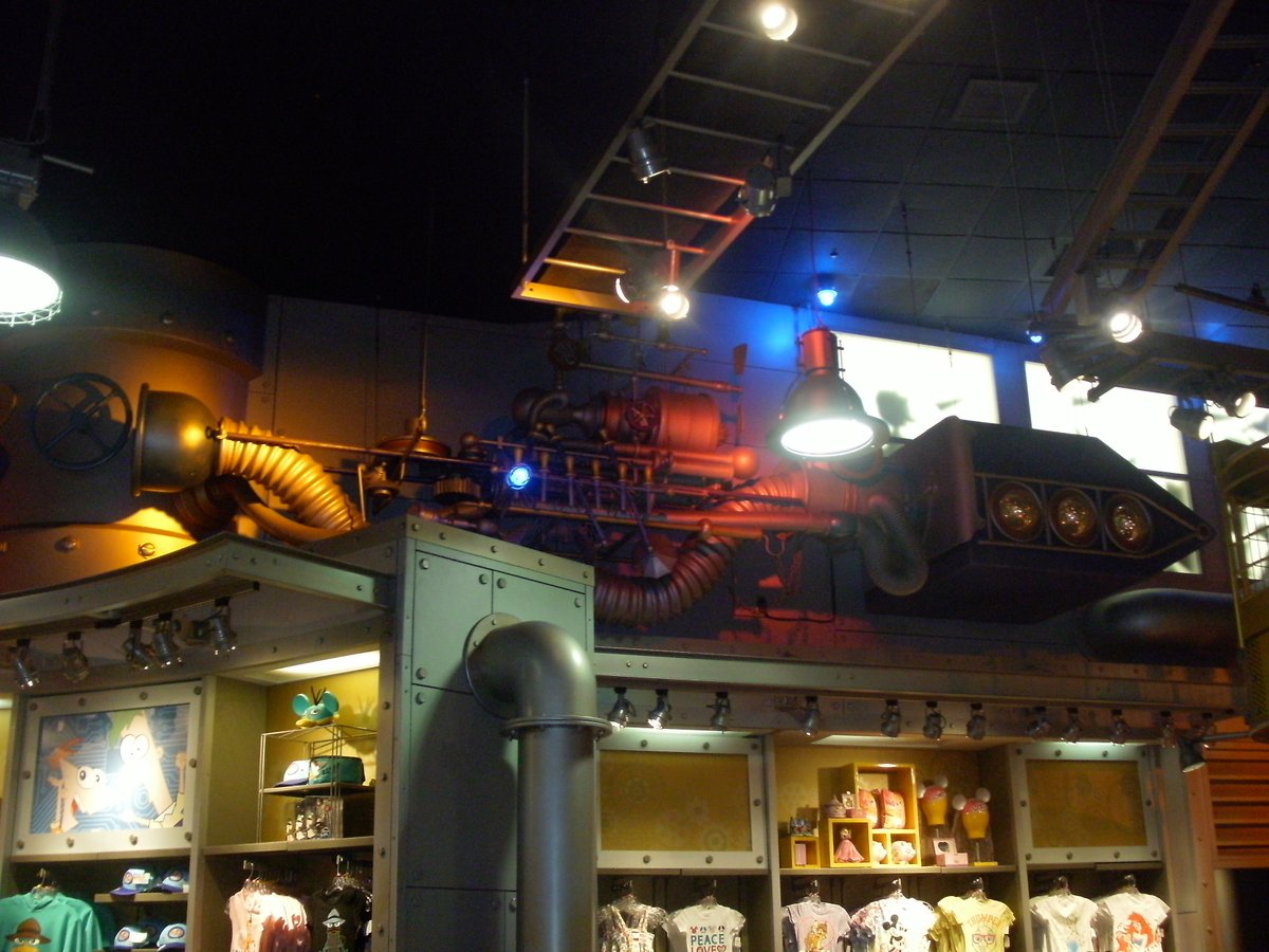 the_distorian's tweet photo. A look at the former #mouseworks at #epcot. I cannot believe this is gone. To me, its inclusion still feels recent. That's how old I am.
#epcotcenter #futureworld #creationshop #wdw #disneyworld https://t.co/0PMMZo1k2j