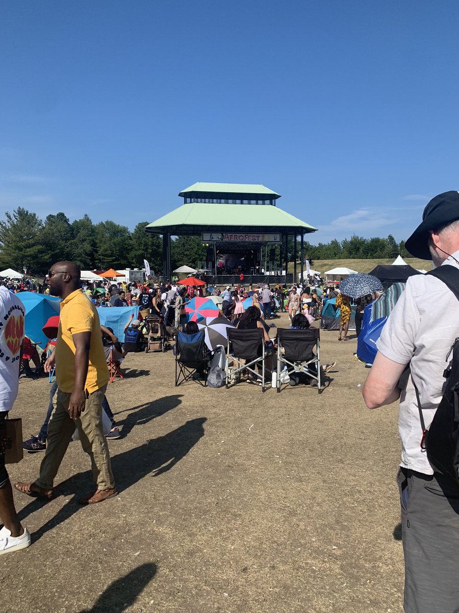 JennieWordenTO's tweet photo. So glad to be at #AFROFEST2022–fantastic music, amazing food, great vendors, and so many happy neighbours. https://t.co/1OvfabhkFN