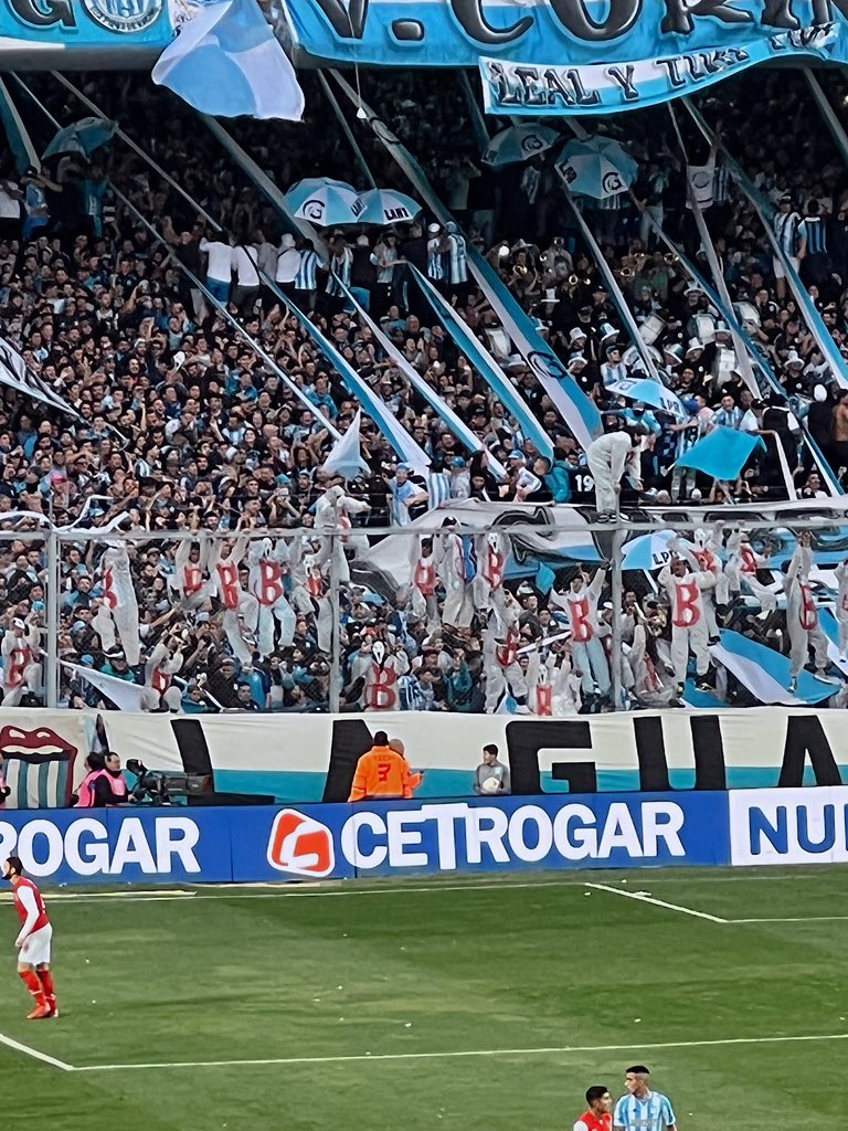RacingClub_25's tweet photo. COMO OLVIDAR CUANDO TE FUISTE A LA 🅱️ https://t.co/gncqXiYUP7