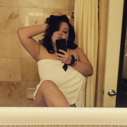 lucyjanex96's tweet photo. I'll laugh with you AND your wife (I'm not sure anyone will ever know this obscure film reference, but it made me chuckle)
***
#datechicago #fmty #dateschaumburg #datenaperville #gfe #chicagodates https://t.co/FHOBl33rf4