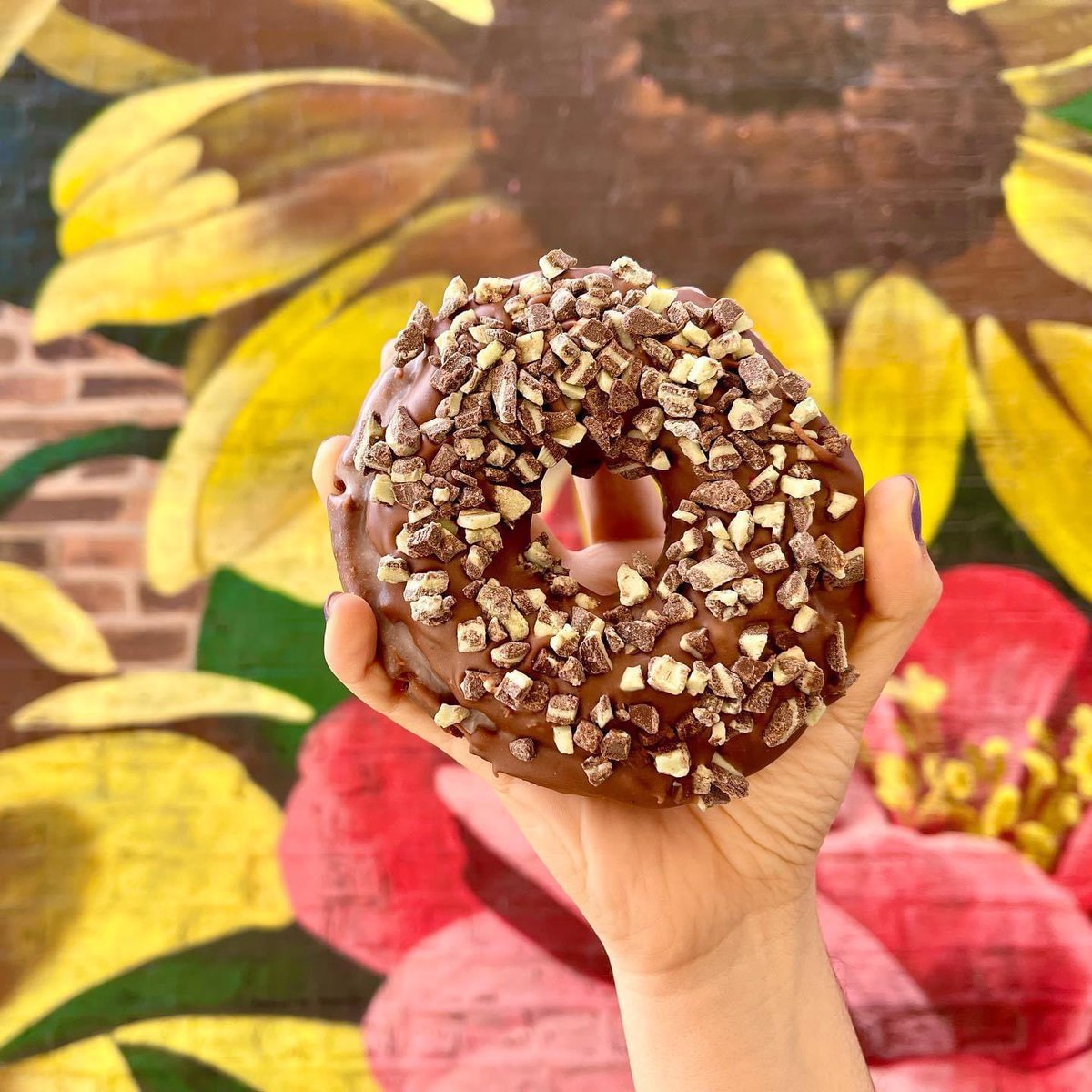Hey #WestTown - Get your sugar fix from West Town Bakery during <a href="/westfestchicago/">West Fest Chicago</a> ! Our pastry counter is open until 7 PM 😍

📸 Andes Mint Donut