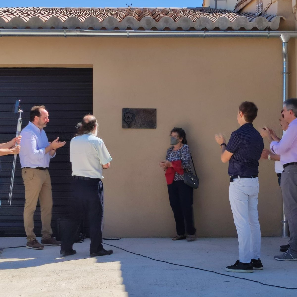 david_drg's tweet photo. Avui hem inaugurat la plaça d’Ignasi Torres i l’ampliació del local social de #Freixinet (Riner) amb un pressupost de 196.000€ i 95% de finançament del #PUOSC del departament de Presidència del @govern.  Al costat dels ajuntaments per uns municipis rurals vius. https://t.co/nsjir6MjtJ