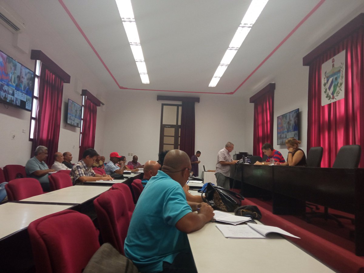 Se reúne #GrupoTemporal en #Matanzas para precisar funcionamiento de los principales servicios a la población durante los próximos días. 
#CubaViveYTrabaja #CubaPorLaPaz #GirónMediático #MatancerosEnVictoria #GobMtz