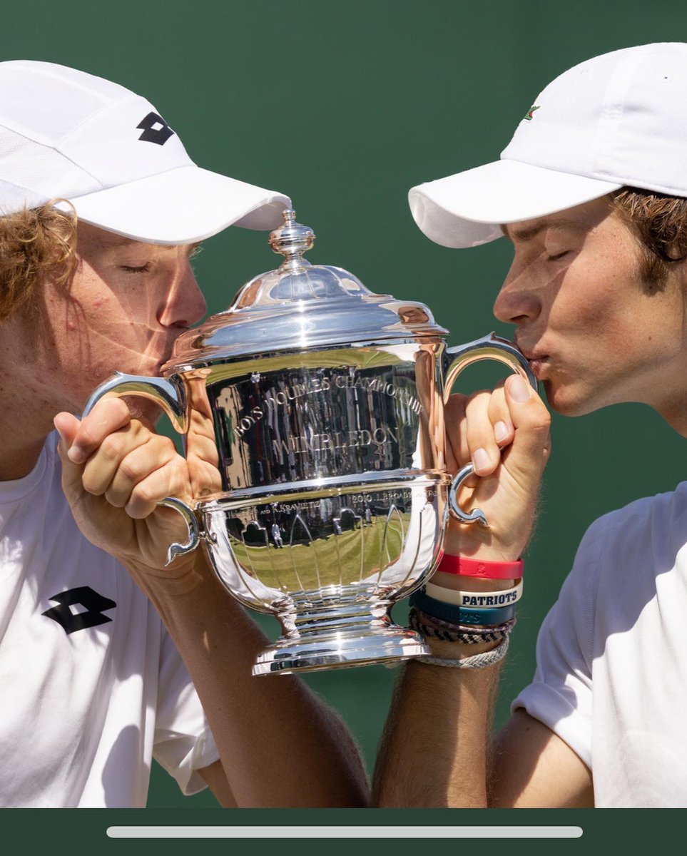 Wimbledon is always special but when you witness one of the student <a href="/EvertTennis/">Evert Tennis Academy</a> winning the event it becomes historic. Fantastic event for Nicole in the U14 where she represented USA very proudly. Grateful for this experience ! #Wimbledon #itfjuniortennis