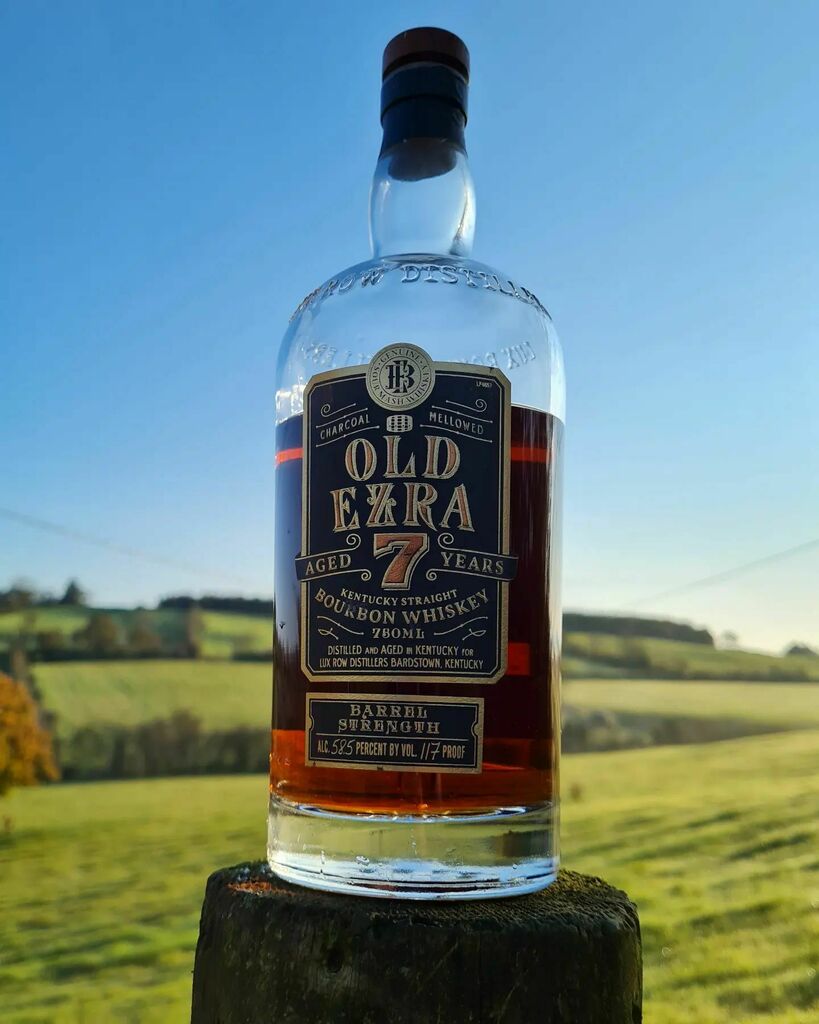bourbonpaddy's tweet photo. The grass is finally cut and the good bourbon poured! Cheers!🥃
#sunday #barrelstrength #earnyour #bourbon #bourbonwhiskey #bourboncollection #bourbongram #irishbourbonlovers #bourbonporn #instadrink #drinkporn #drinks #whiskey #whisky #dram #whiske… https://t.co/ShbYhZe3G3 https://t.co/0LcHjMYoLq