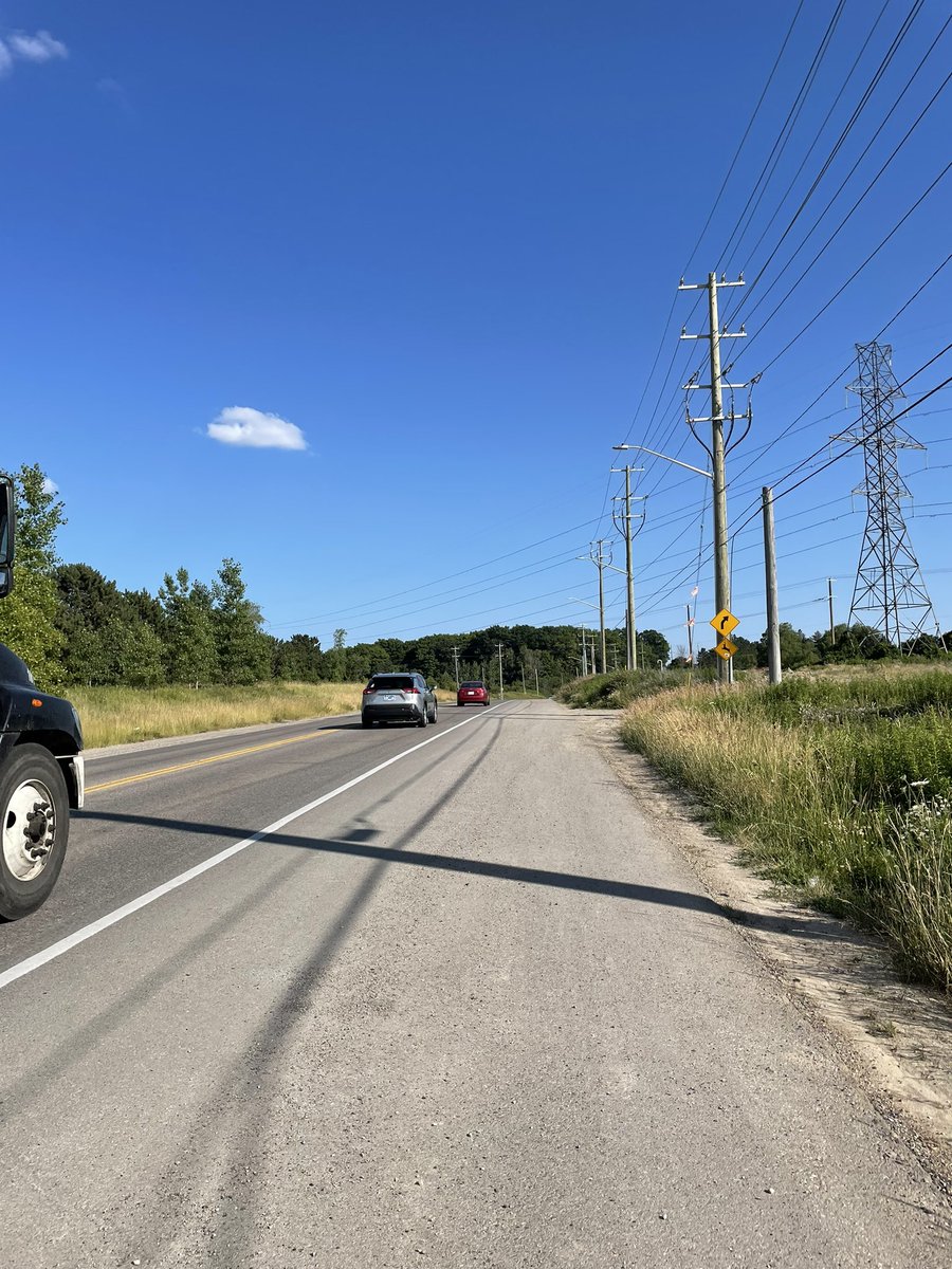 UrsSam4's tweet photo. I have to walk 2.5 km in the mrng and same in afternoon..it's hard to walk in this hot summer to get a bus I request you to please resume the bus number 33 on wkends too in
HURONVILLAGE area for everybody's convenience @GRT_ROW https://t.co/g2tyWdYaYA