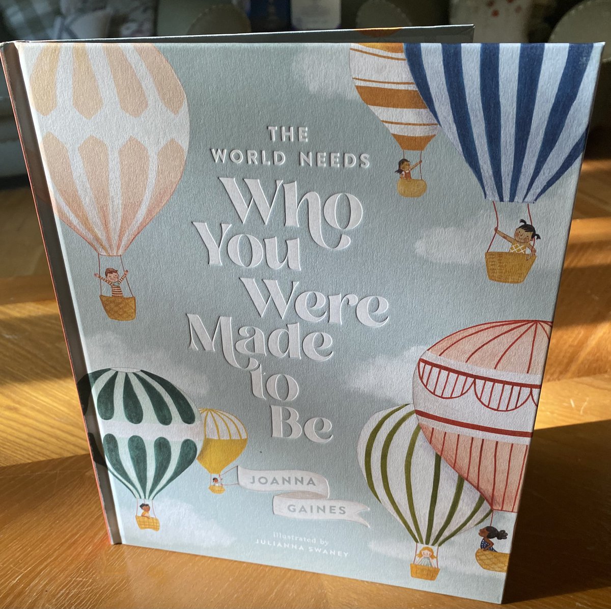PrincipalKim's tweet photo. So excited to find this beautiful book to go along with our theme for this upcoming year, and for my September Principal’s Read Aloud!! #onward #upward #perfectbook @joannagaines #principalsinaction https://t.co/zP1zz8U9N3