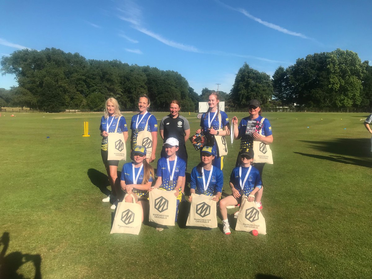 Langley CC Women And Girls Cricket tweet media