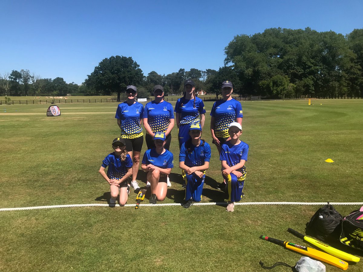 Langley CC Women And Girls Cricket tweet media