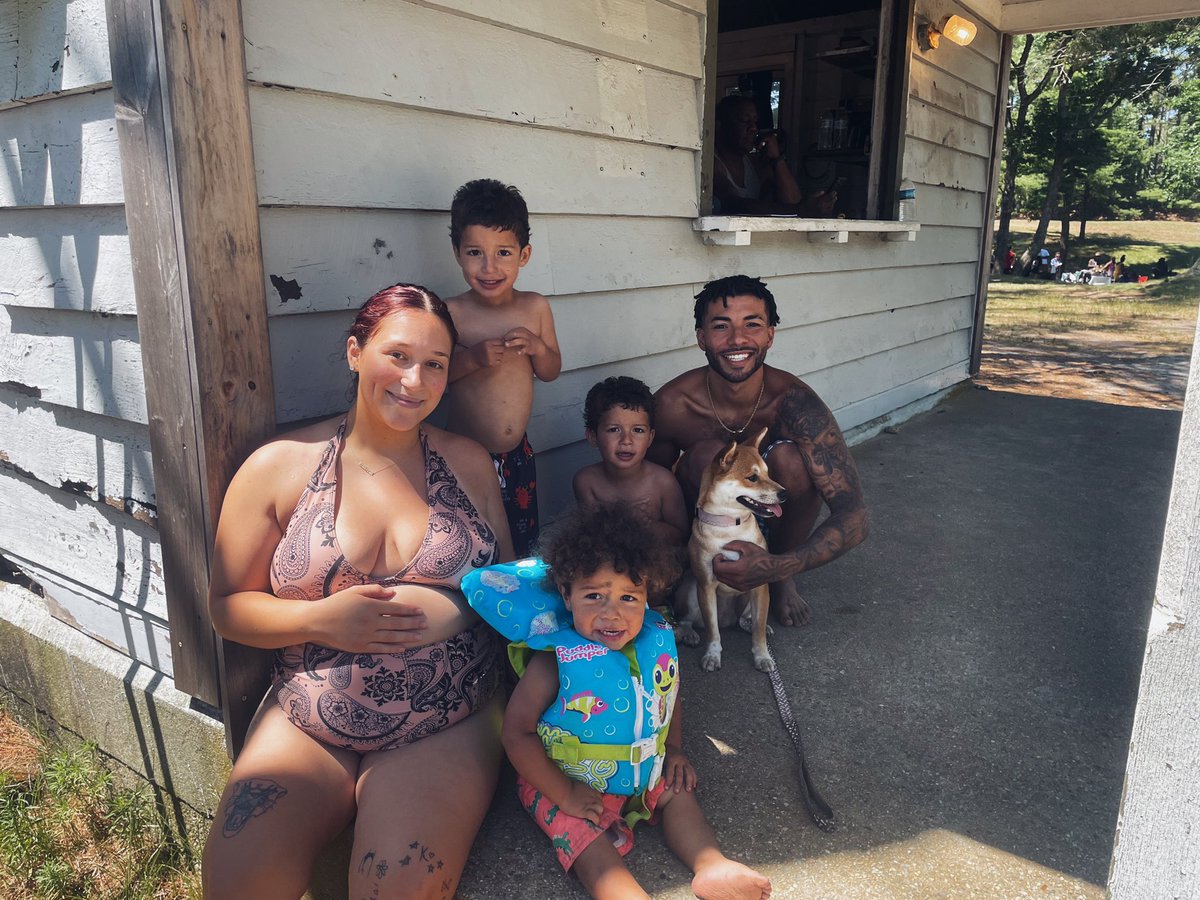 CrownedSimba's tweet photo. The family ❤️ https://t.co/2Zird3RUXS