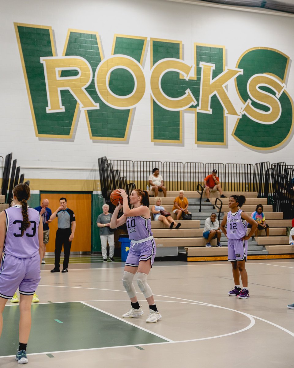 We came up against @Slaam2023Barlow but special shout-out to <a href="/WeeterTalexa/">Talexa Weeter</a> for an amazing game having 35 points and 12 Rebounds!!! We are so proud of you pal!!! #WSEFamily @DanaCrain6 <a href="/Coach_dpaul/">Dwayne Paul</a>