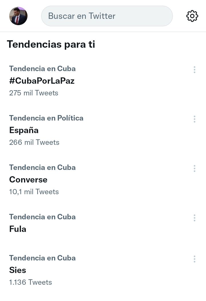 Leo86339902's tweet photo. #Cuba,, miren quien es es líder en tendencias en este preciso momento!!, ni rastro de los gusanos, será que se amedrentaron??,de cualquier forma este bastión sigue adelante,#CubaPorLaPaz ,#DeZurdaTeam,#BasePorCuba. https://t.co/CgJL1Nmz3j