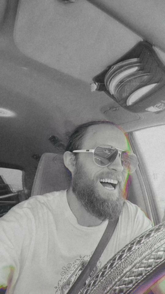 When you crack yourself up cuz you had no idea where that freestyle was going 😂

Have fun out there ✌️ instagr.am/reel/Cf2RjVoJG…